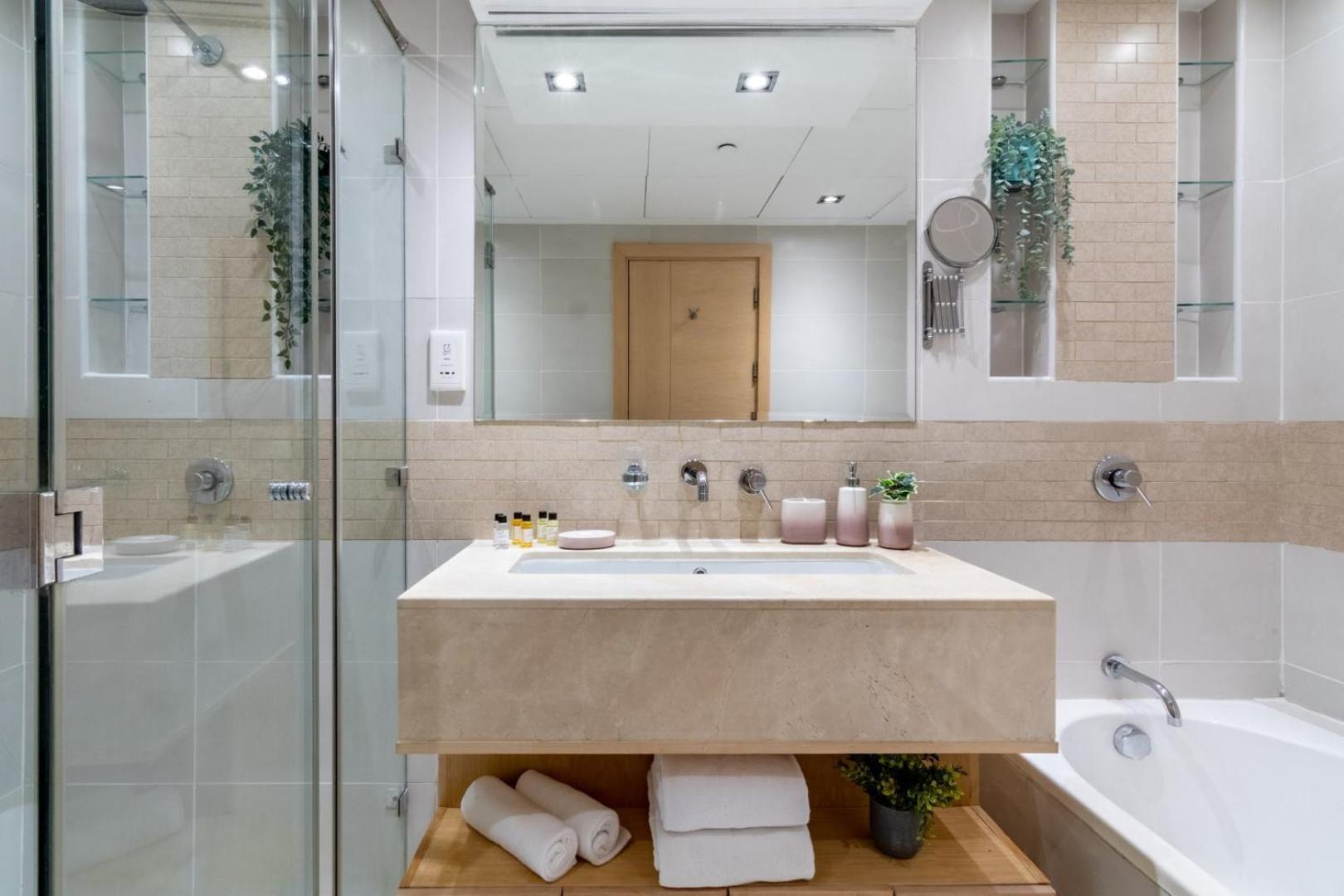 Guestready - Marina View | Fairfield Tower Apartment Dubai Exterior photo